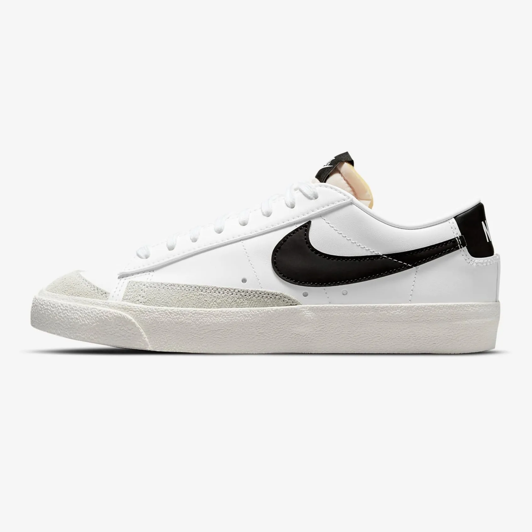 Blazer Low (White   Black   Sail White)