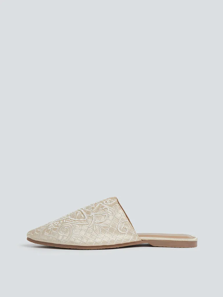 LUNA BLU Beige Beaded Artisanal Mules