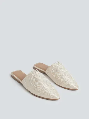 LUNA BLU Beige Beaded Artisanal Mules