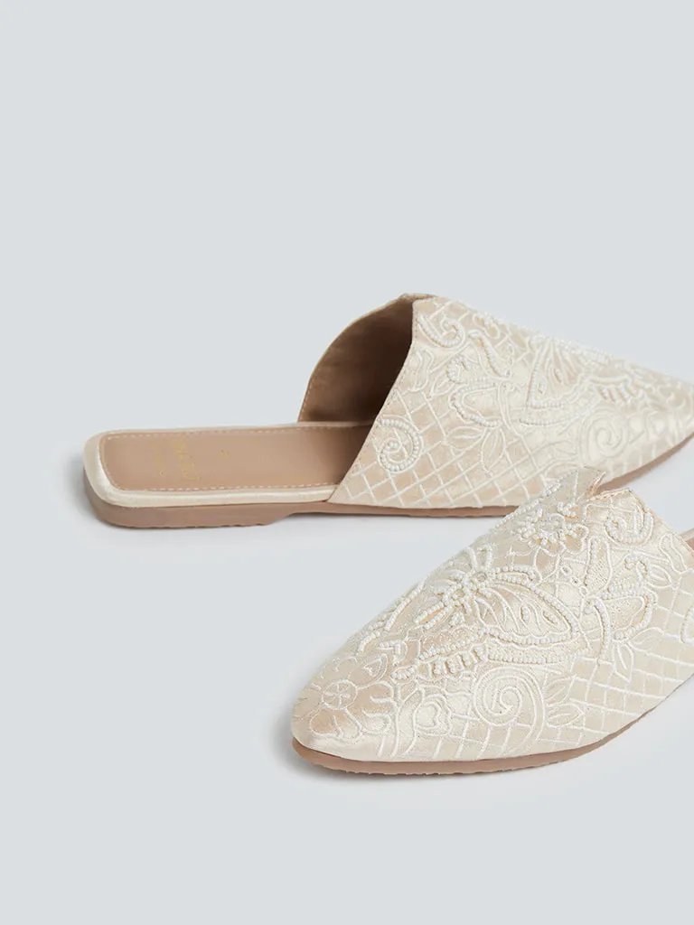 LUNA BLU Beige Beaded Artisanal Mules